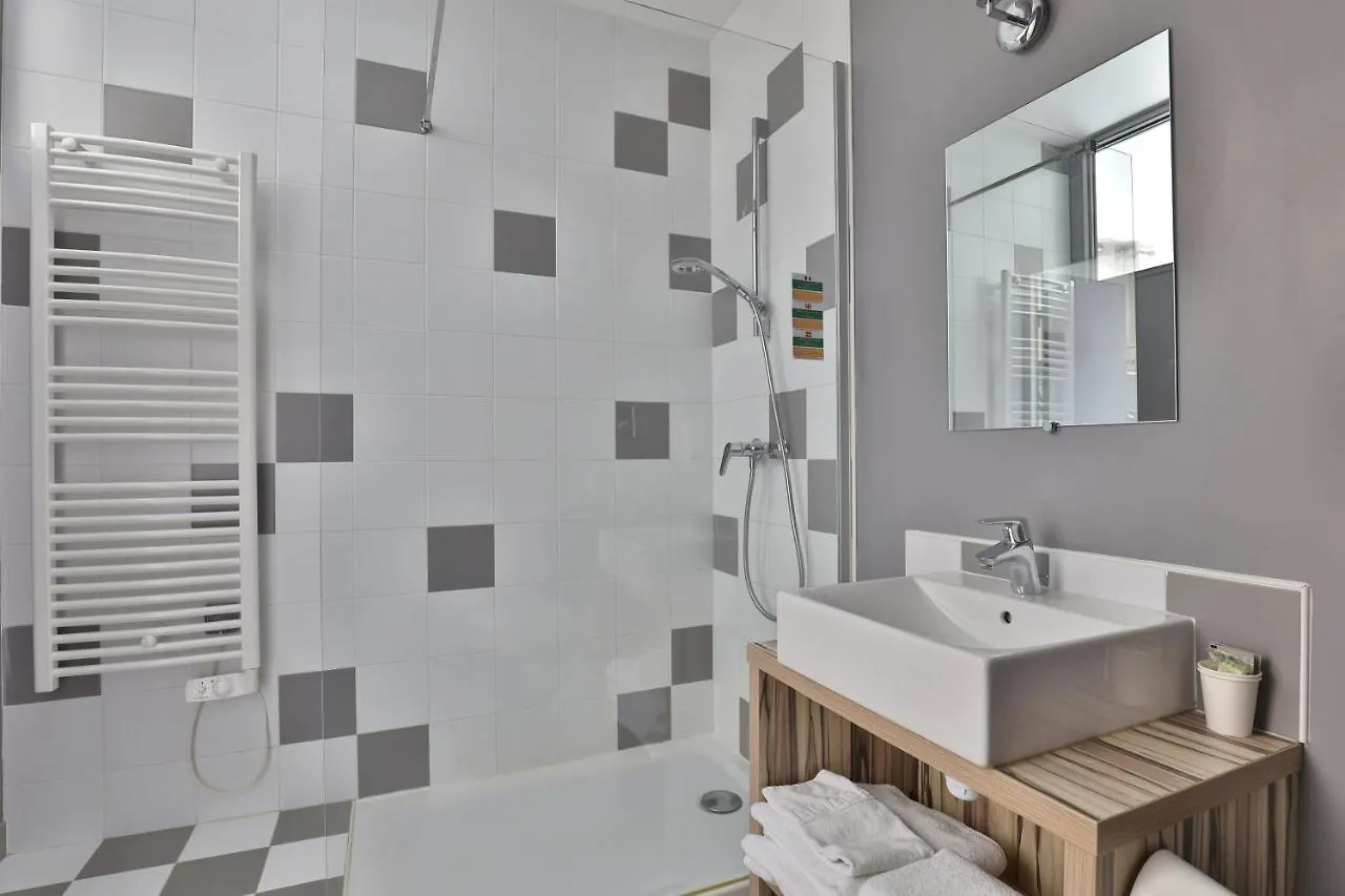 Brit Hotel Marbella Biarritz