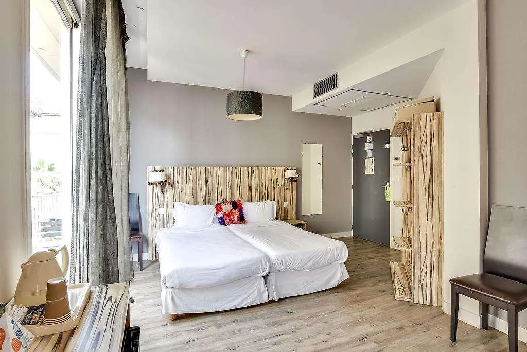 Brit Hotel Marbella Biarritz