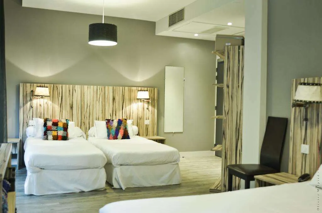 Brit Hotel Marbella Biarritz